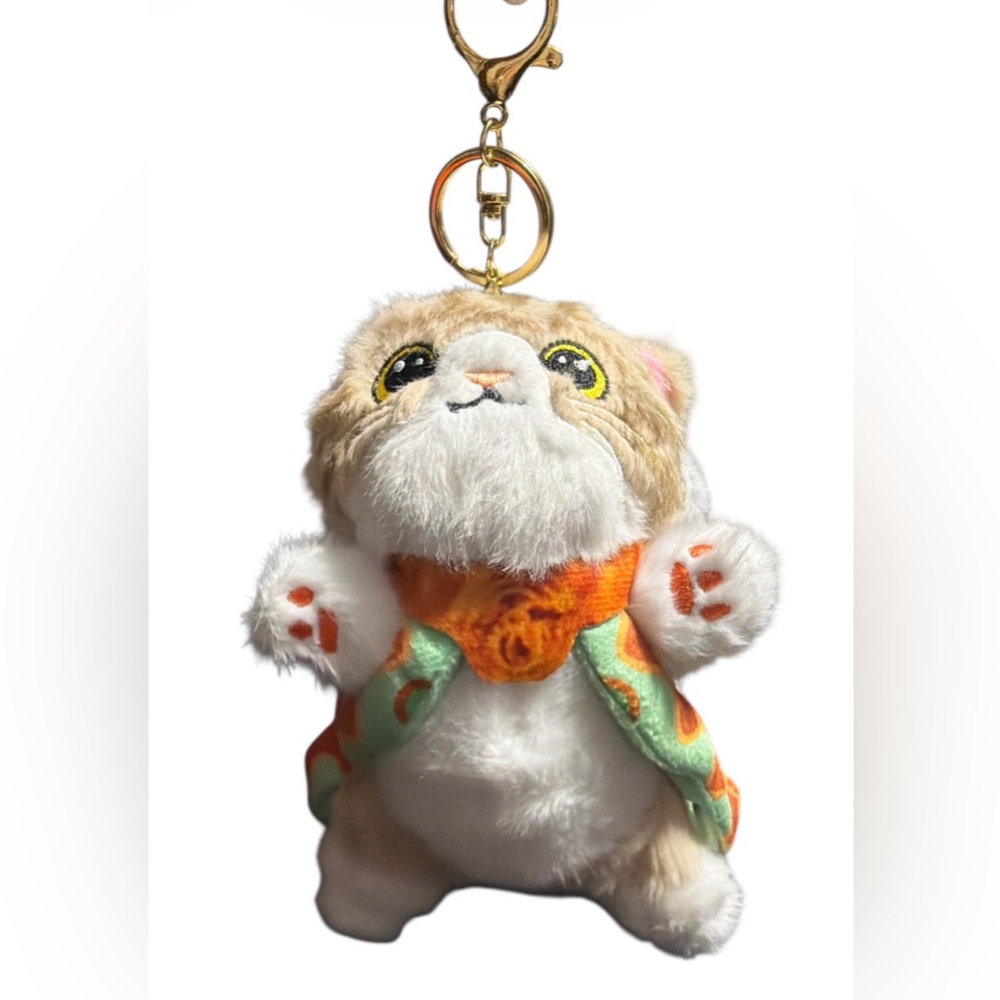 Bag charm Adorable Tan and White Cat Keychain new